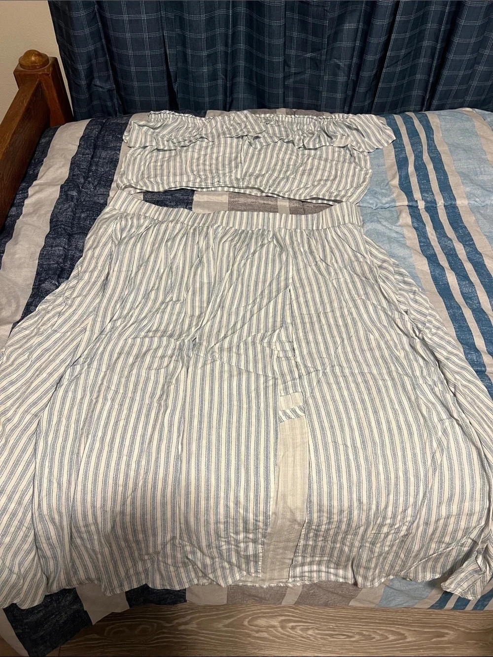 torrid White and Light Blue Striped Maxi Skirt - Picture 1 of 1
